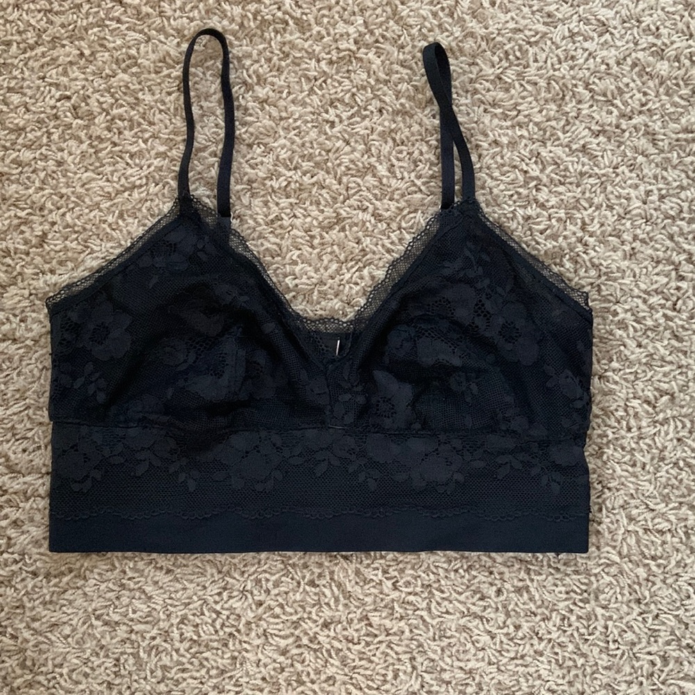 Victoria’s Secret lace bralette